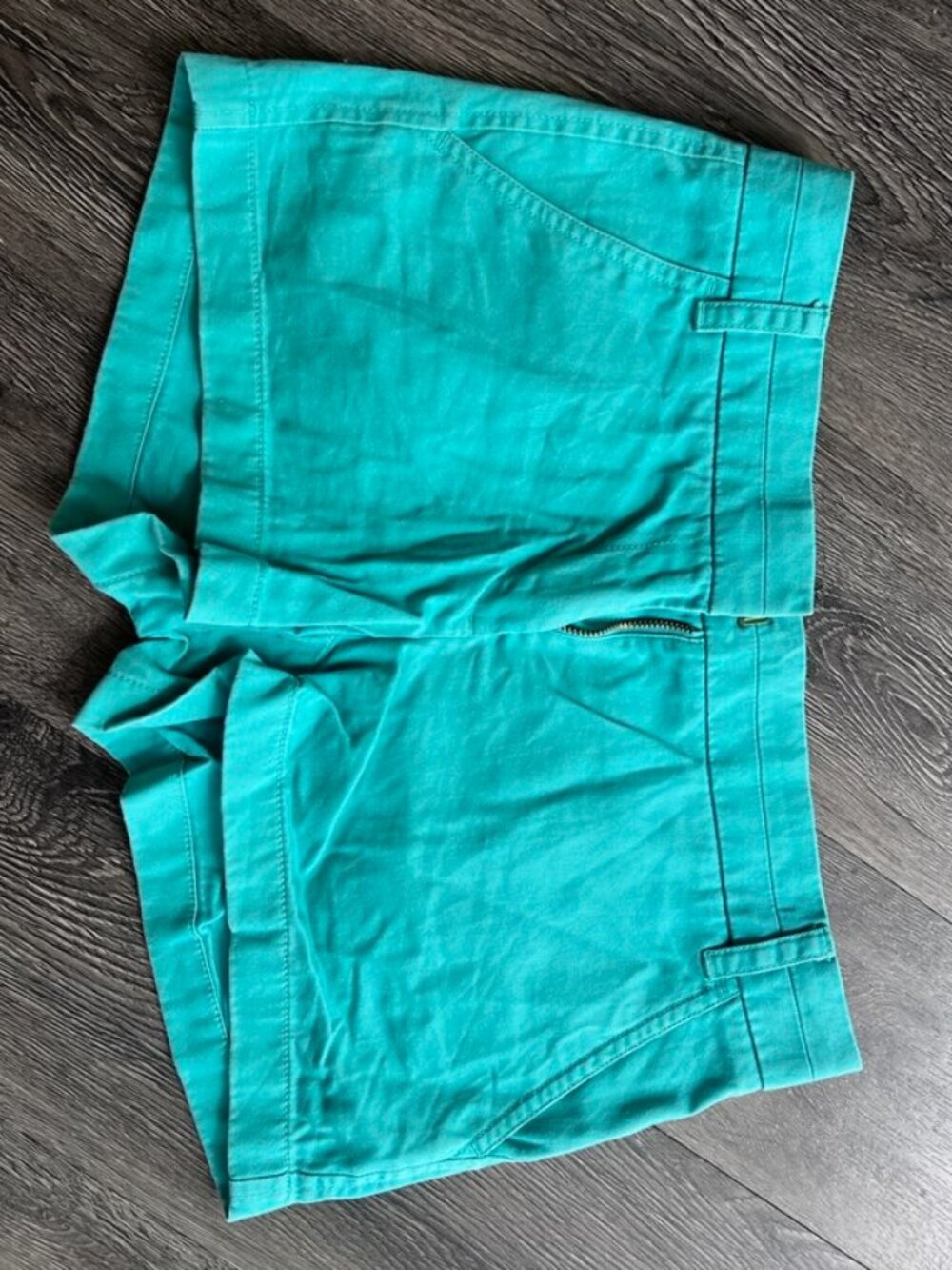 J.Crew Green Chino Shorts Size 4 Classic Tailored